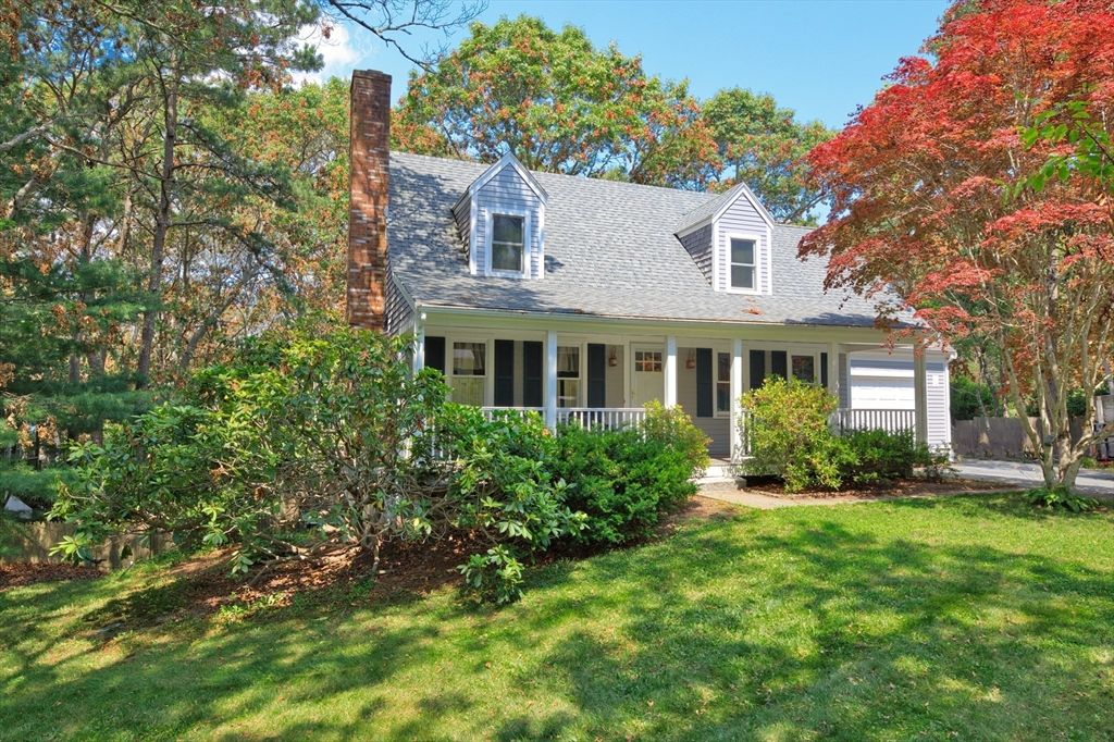 Exterior, Facade, Cape Cod