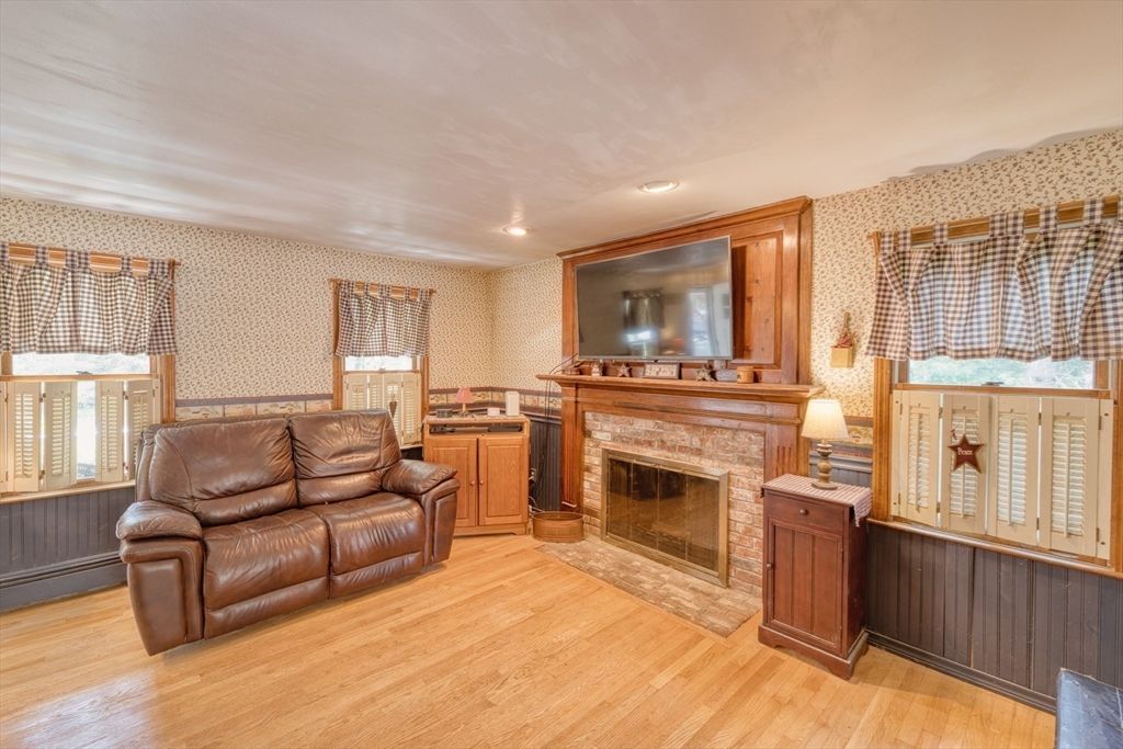 Fireplace, Interior, Recessed Lighting, Wood Texture Flooring
