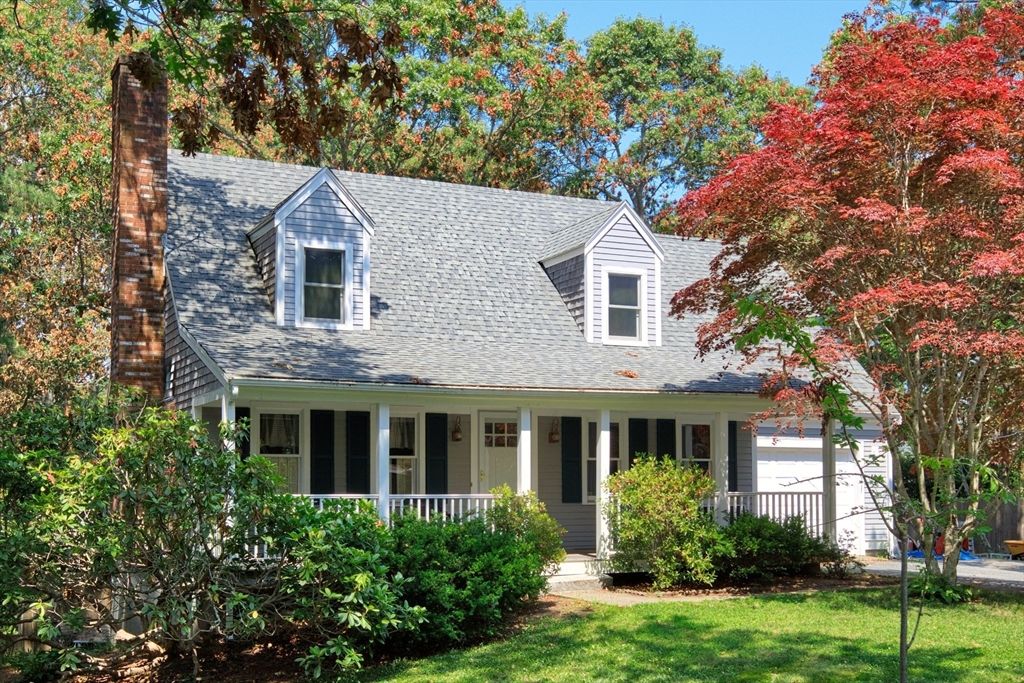 Exterior, Facade, Cape Cod