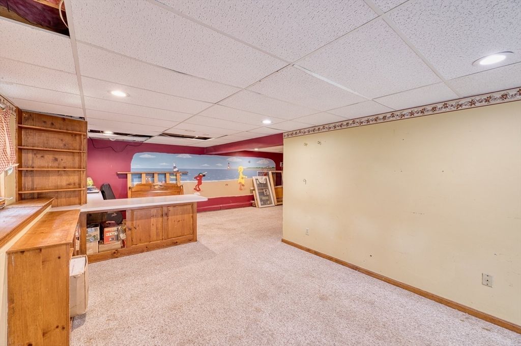 Empty room, Interior, Recessed Lighting