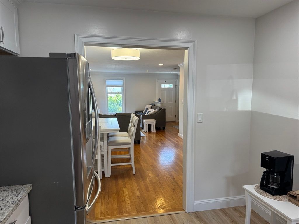 Interior, Kitchen, Living room, Recessed Lighting, Wood Texture Flooring