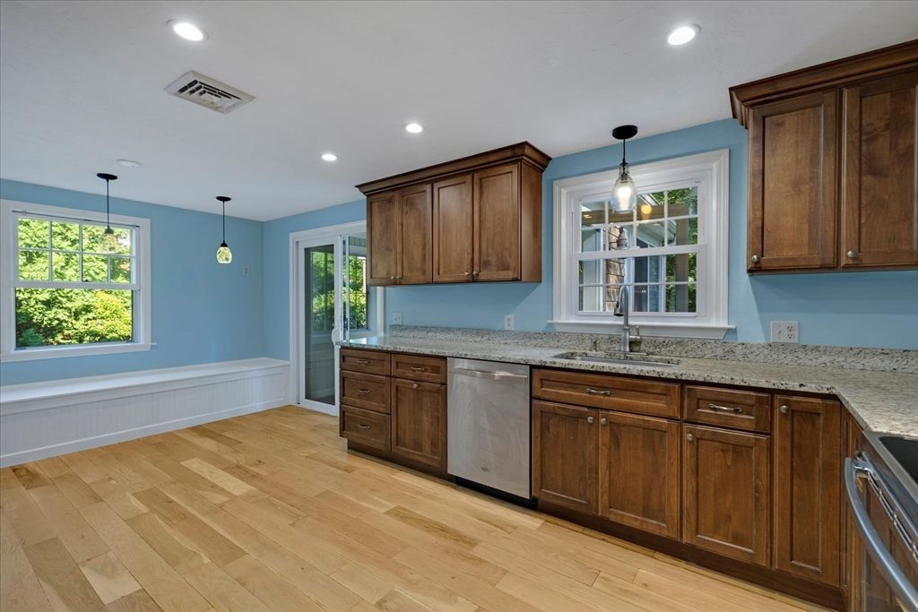 Interior, Kitchen, Pendant Lights, Recessed Lighting, Wood Texture Flooring