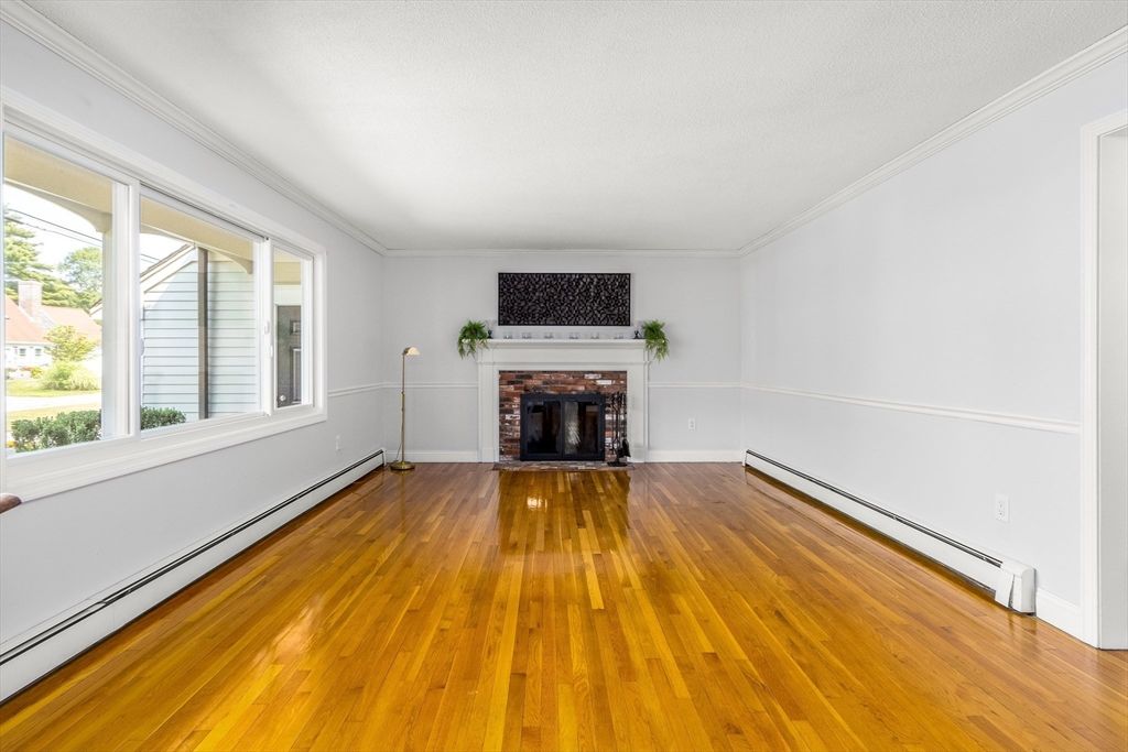 Empty room, Fireplace, Interior, Wood Texture Flooring