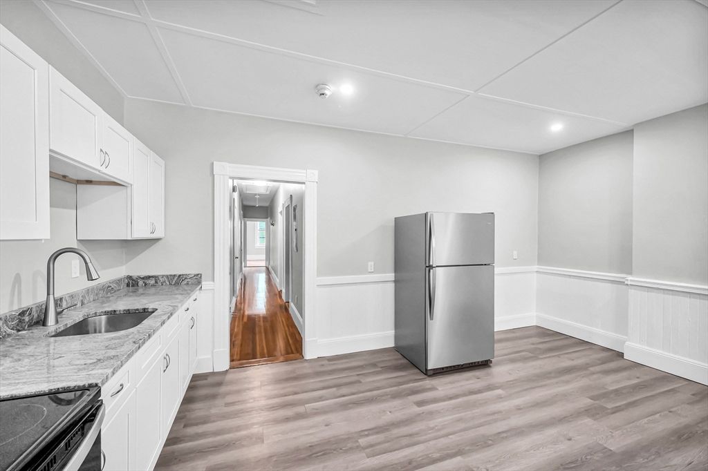 Interior, Kitchen, Recessed Lighting, Wood Texture Flooring