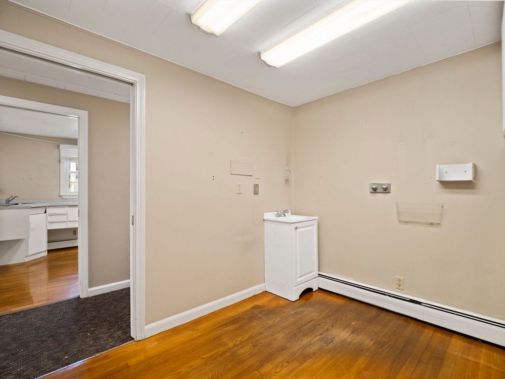 Empty room, Interior, Wood Texture Flooring