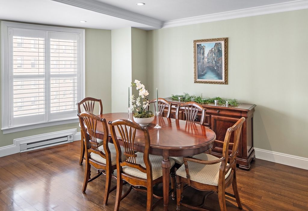 Dining room, Interior, Recessed Lighting, Wood Texture Flooring