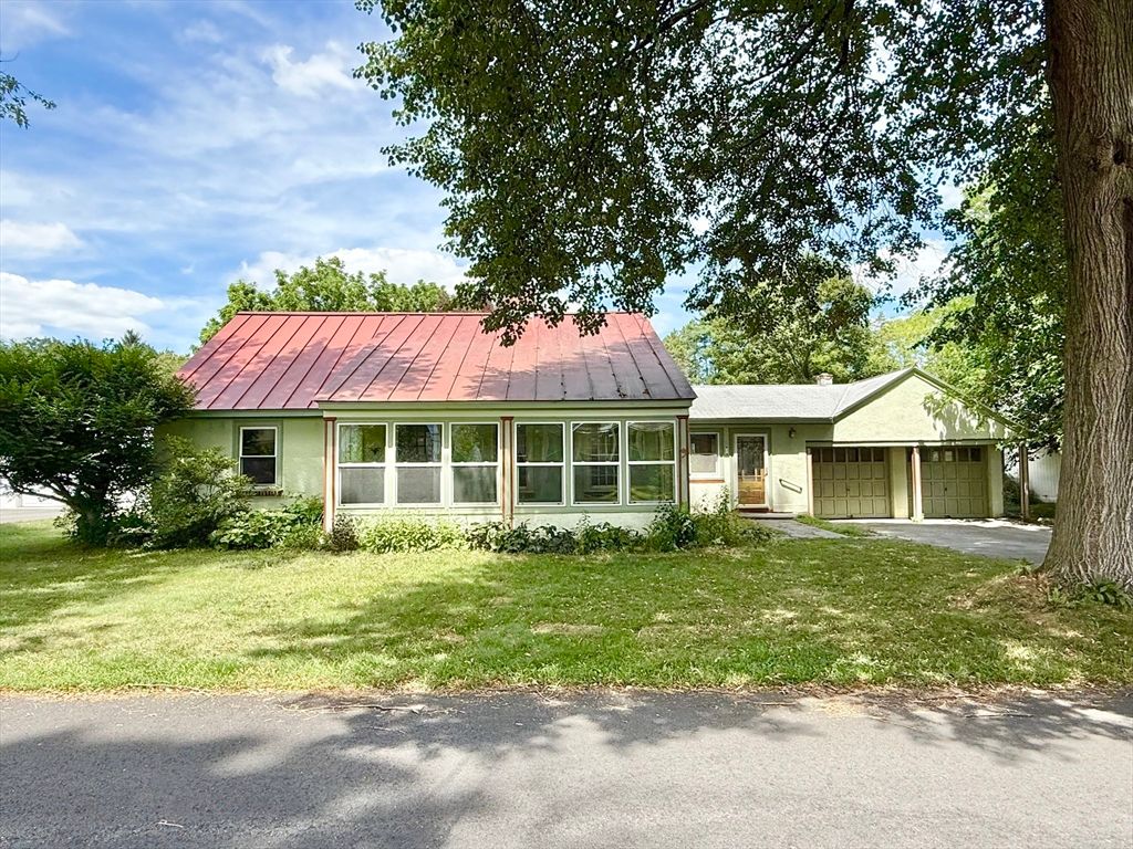 Attached, Backyard, Exterior, Facade, Ranch