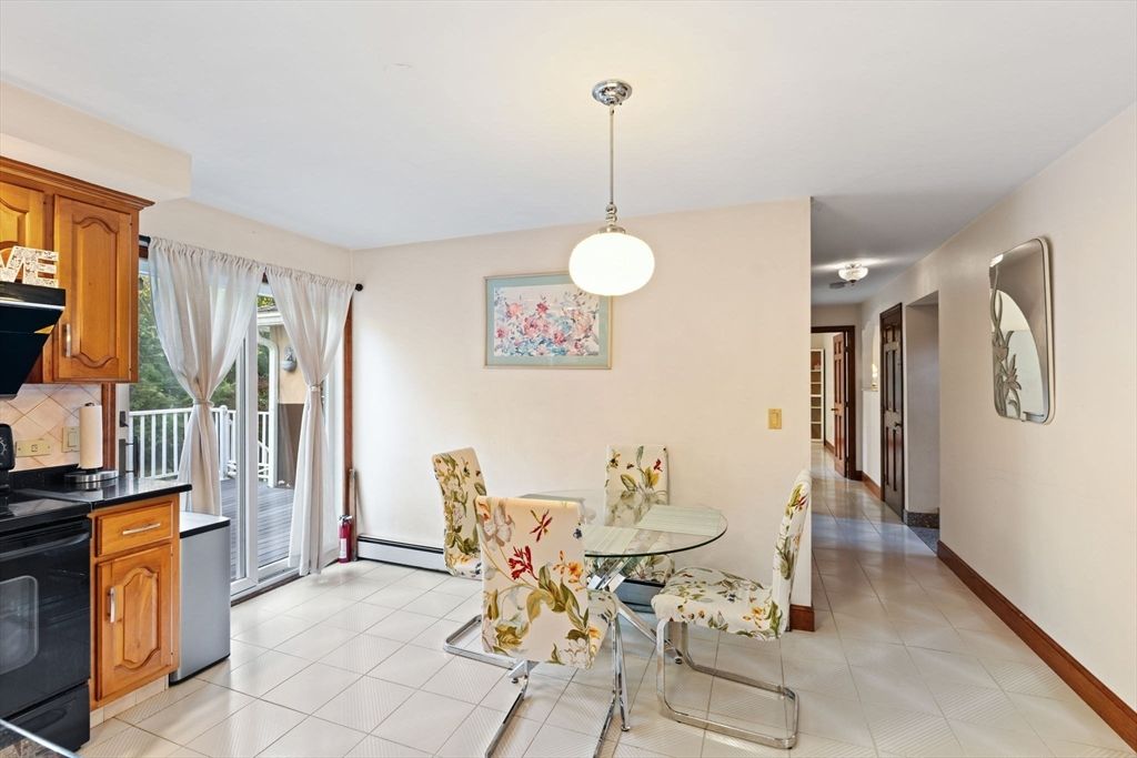 Dining room, Interior, Pendant Lights