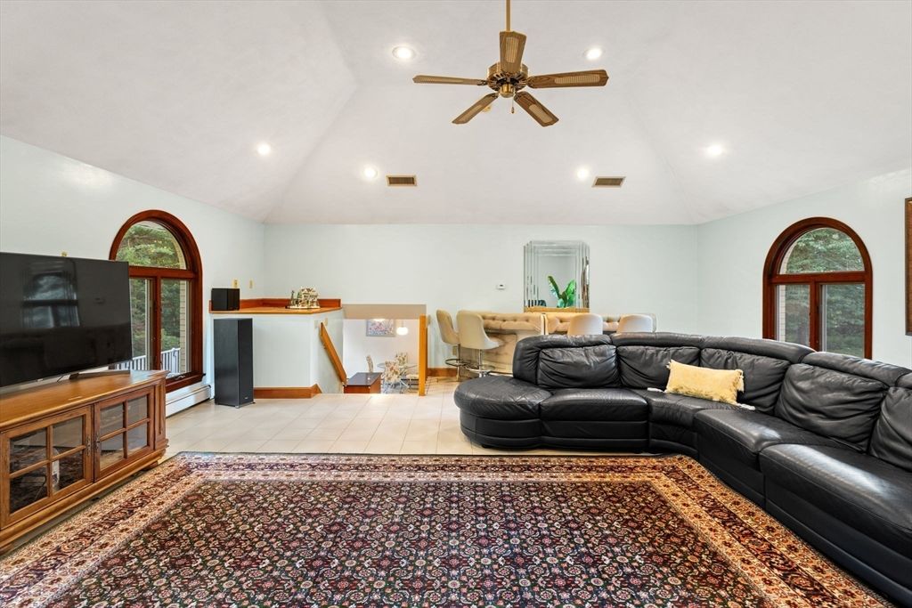 Dining room, Interior, Living room, Recessed Lighting