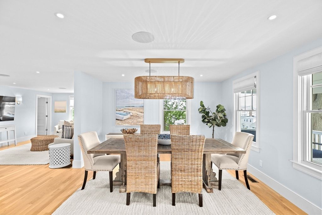 Chandelier, Dining room, Interior, Pendant Lights, Recessed Lighting, Wood Texture Flooring