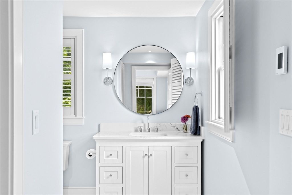 Bathroom, Interior, Recessed Lighting