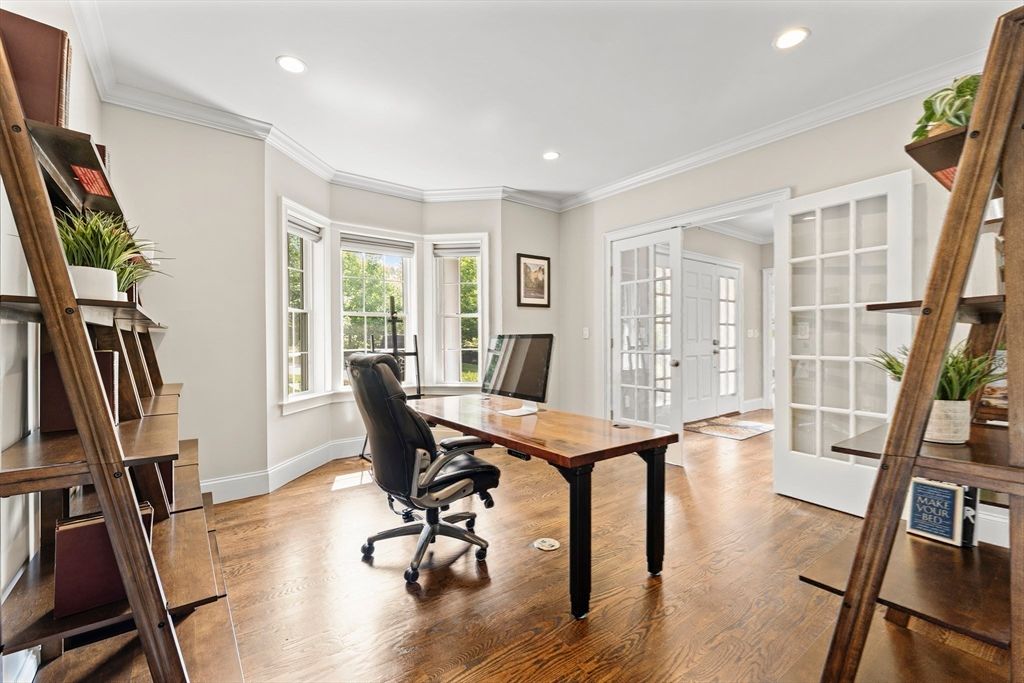 Home Office, Interior, Recessed Lighting, Wood Texture Flooring