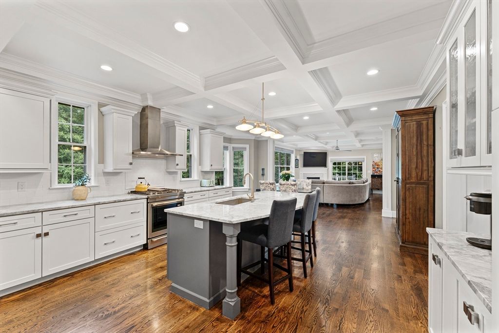 Interior, Kitchen, Living room, Pendant Lights, Recessed Lighting, Stainless Steel Appliances, Wood Texture Flooring