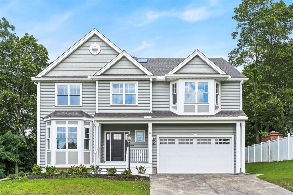 Attached, Exterior, Facade, Farmhouse