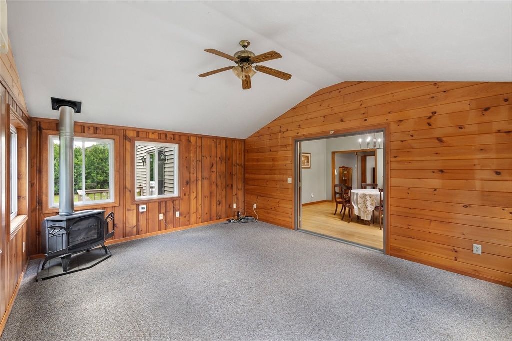 Empty room, Interior, Wood Texture Flooring, Wooden Walls