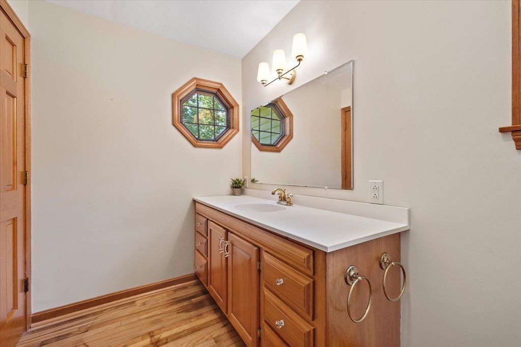 Bathroom, Dual Sink Vanities, Interior, Wood Texture Flooring