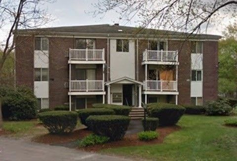 Exterior, Facade, Brick Facade, Georgian