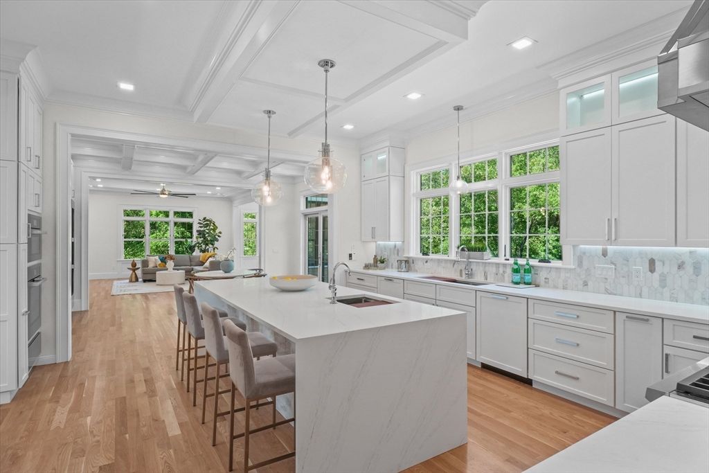 Interior, Kitchen, Pendant Lights, Recessed Lighting, Wood Texture Flooring
