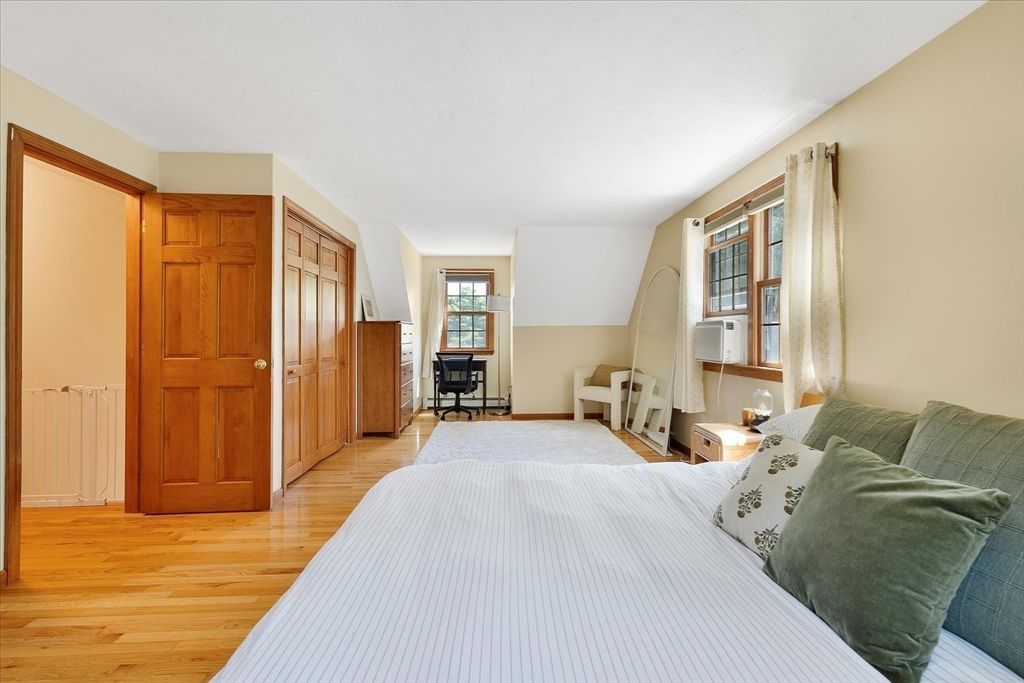 Bedroom, Interior, Wood Texture Flooring
