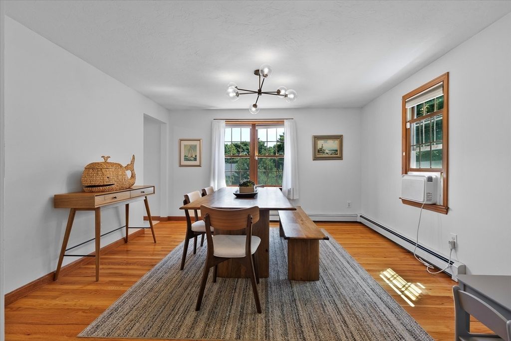 Dining room, Interior, Wood Texture Flooring