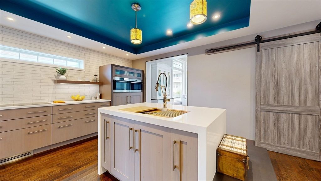 Interior, Kitchen, Pendant Lights, Recessed Lighting, Wood Texture Flooring