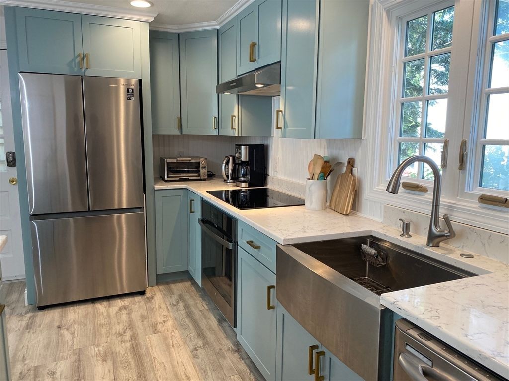 Interior, Kitchen, Recessed Lighting, Stainless Steel Appliances, Wood Texture Flooring