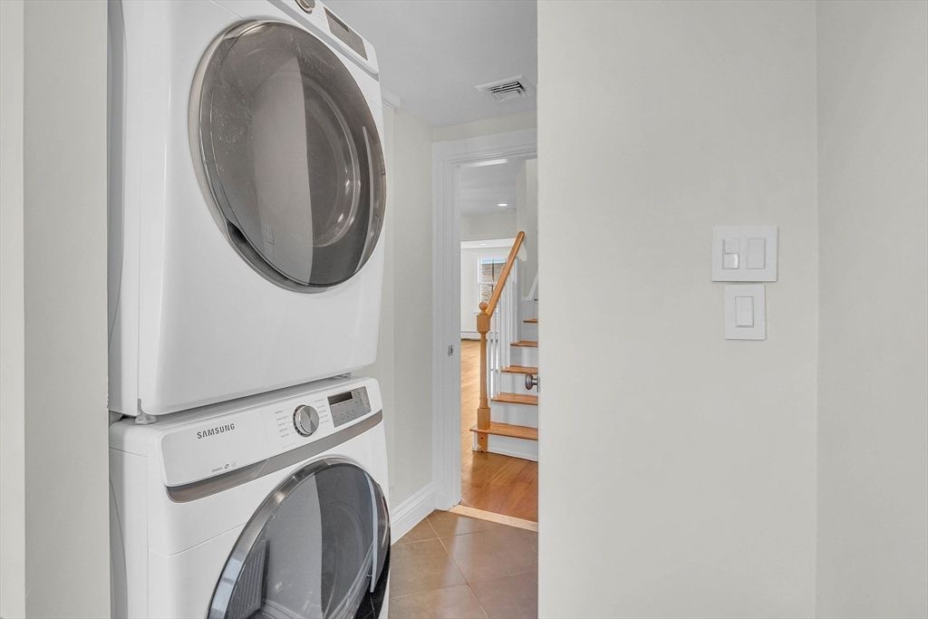 Interior, Utility Closets, Washer
