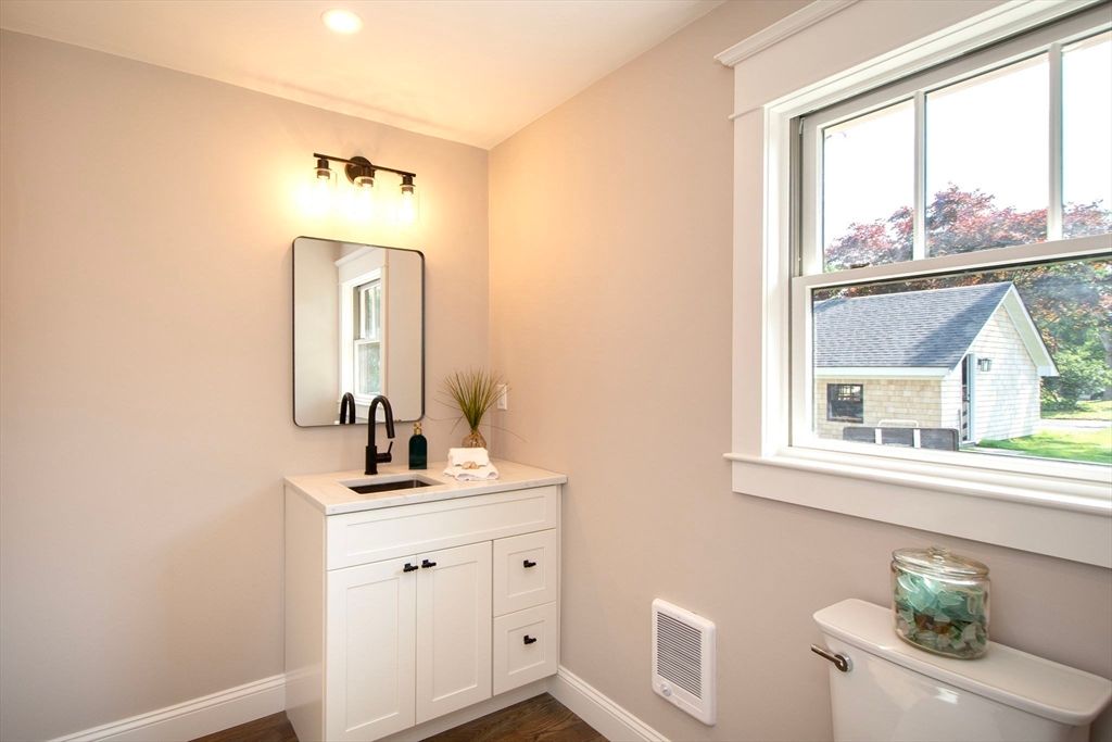 Bathroom, Interior, Recessed Lighting, Wood Texture Flooring