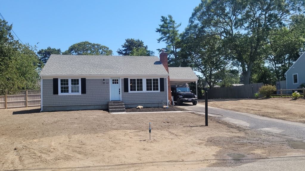 Exterior, Facade, Cape Cod