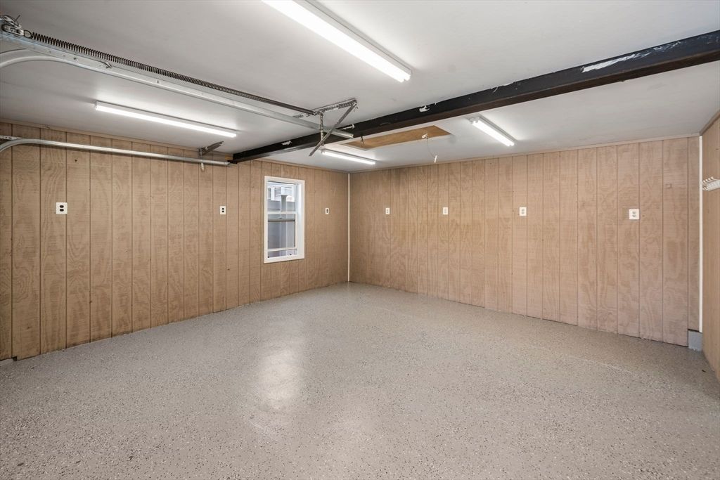 Empty room, Interior, Wooden Walls
