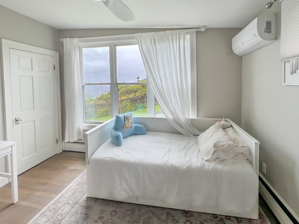 Bedroom, Interior, Water, Wood Texture Flooring