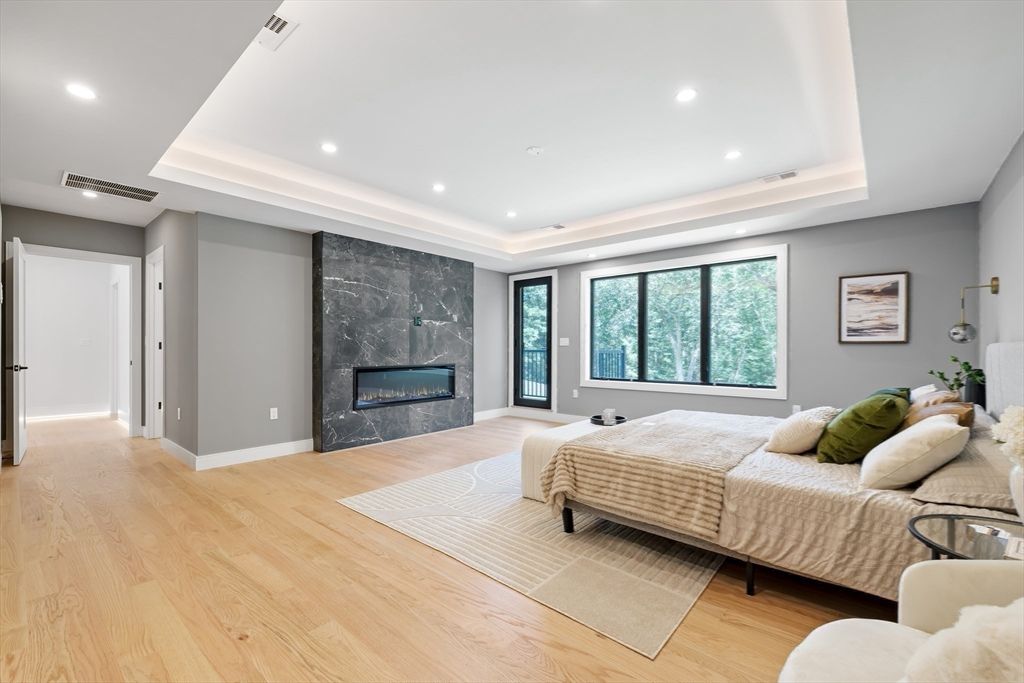 Bedroom, Fireplace, Interior, Recessed Lighting, Wood Texture Flooring