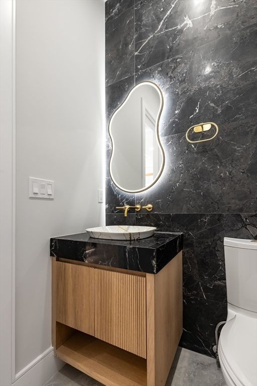 Bathroom, Interior, Marble Walls