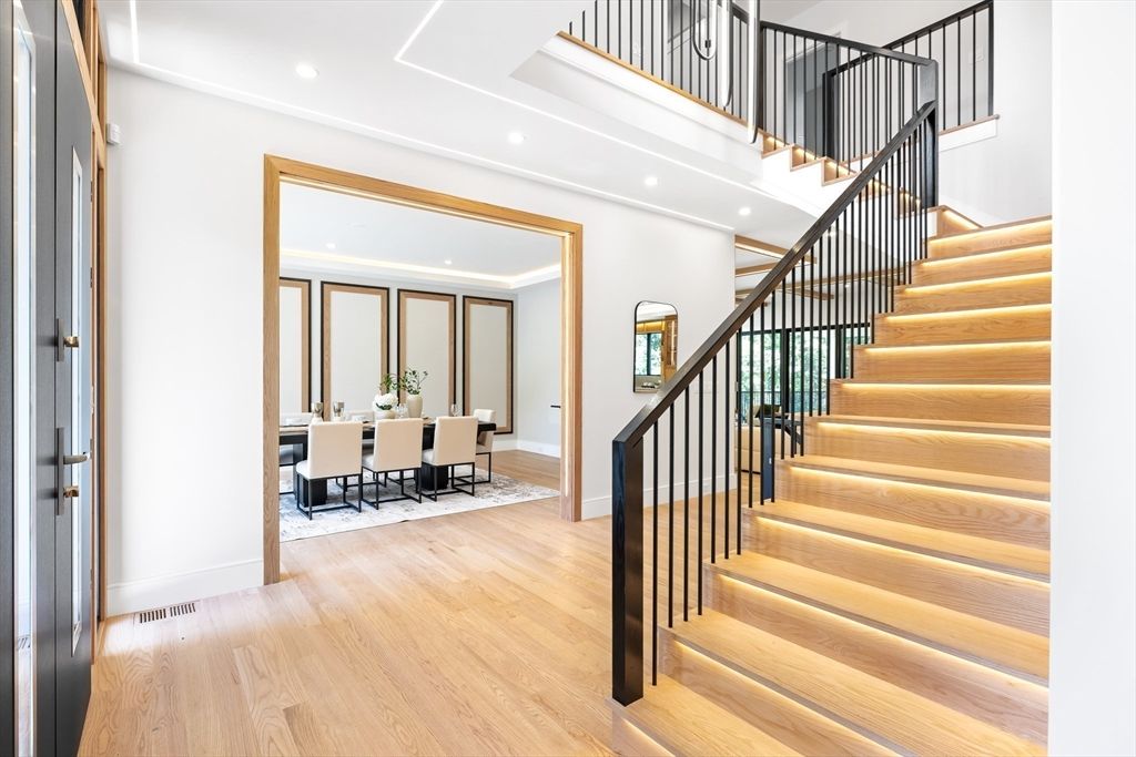 Dining room, Interior, Recessed Lighting, Wood Texture Flooring