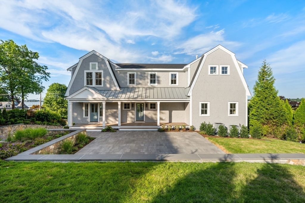 Backyard, Exterior, Facade, Farmhouse