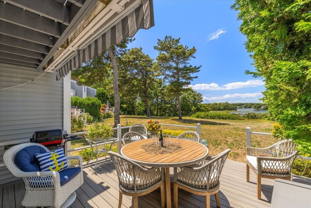 Backyard, Exterior, Water