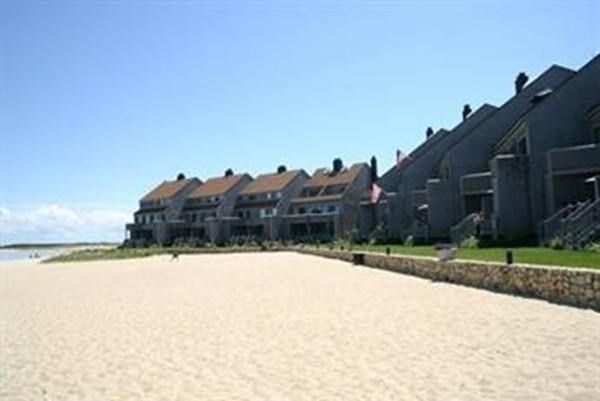Exterior, Water