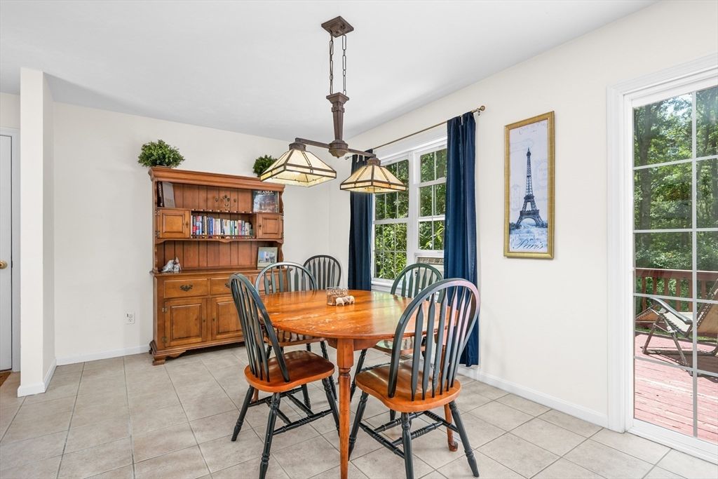 Dining room, Interior, Pendant Lights
