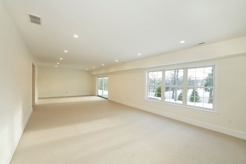 Empty room, Interior, Recessed Lighting