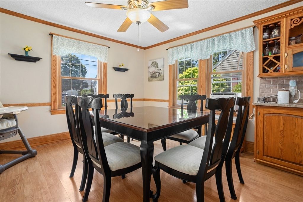 Dining room, Interior, Wood Texture Flooring