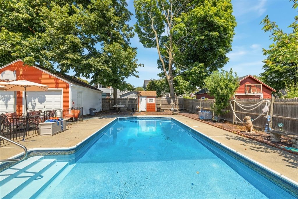 Detached Garage, Exterior, Pool