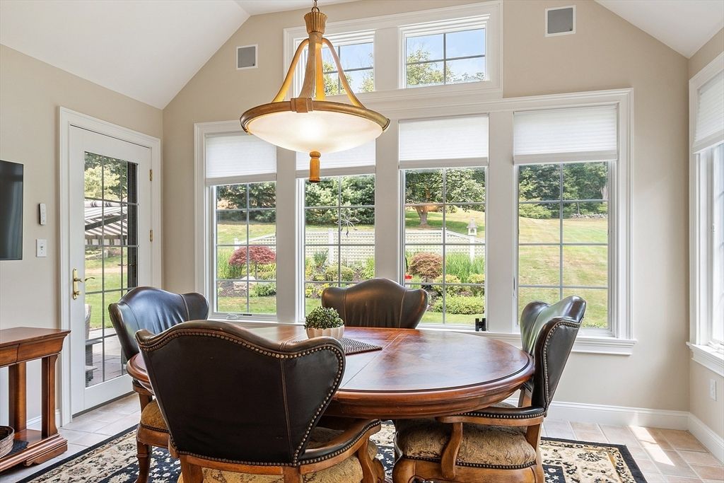 Dining room, Interior, Pendant Lights