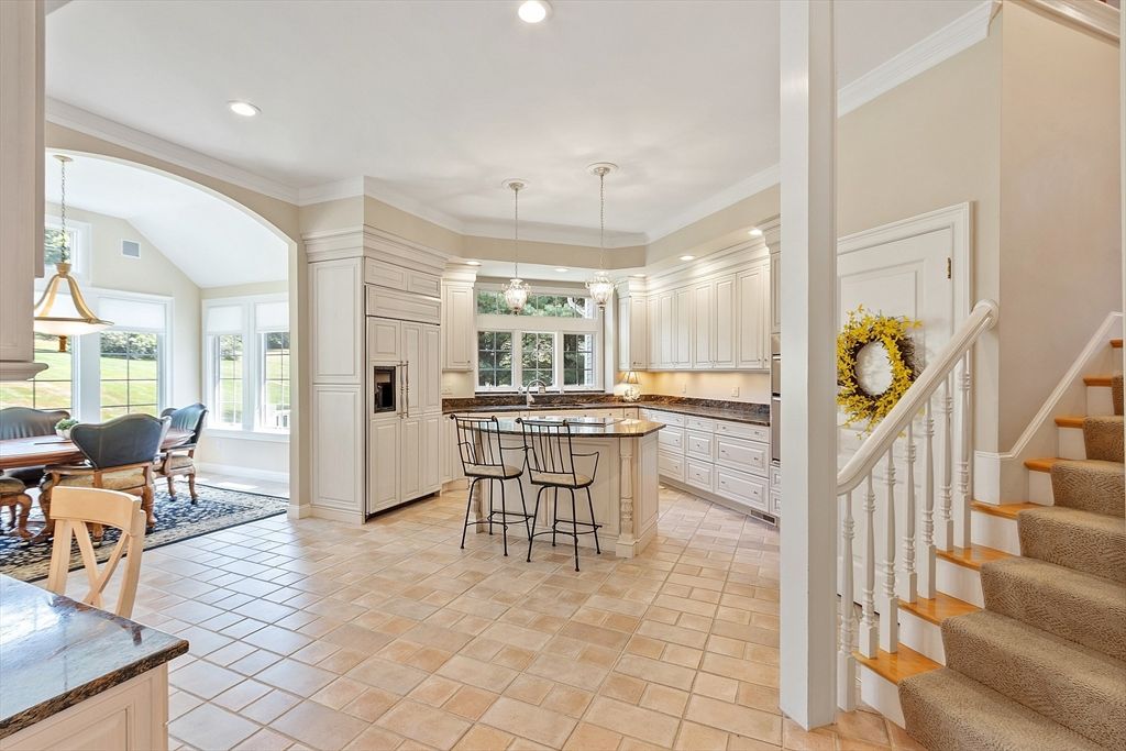 Dining room, Interior, Kitchen, Pendant Lights, Recessed Lighting