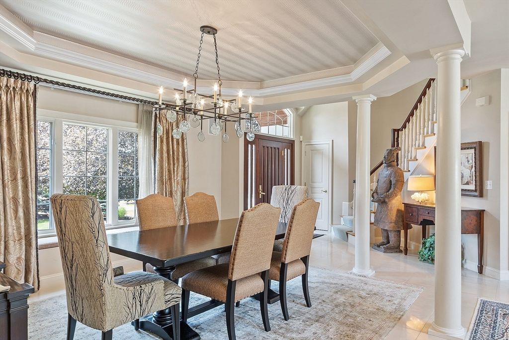 Chandelier, Dining room, Interior