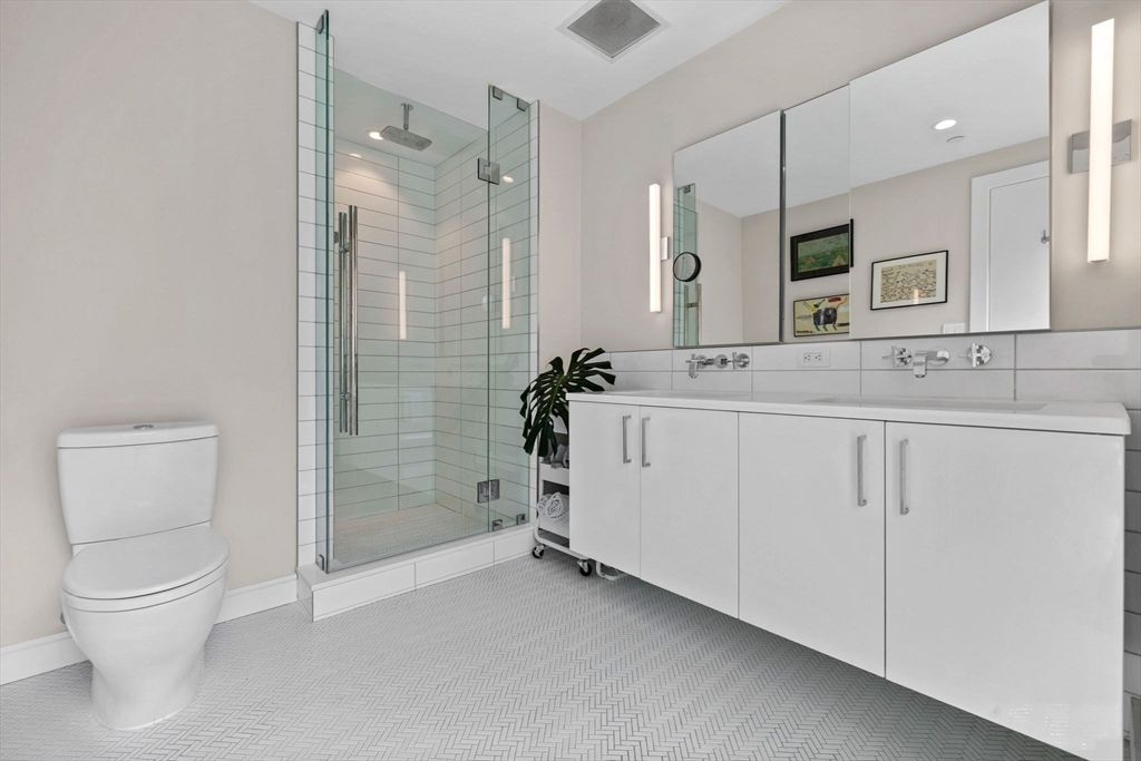 Bathroom, Dual Sink Vanities, Glass Shower, Interior, Recessed Lighting