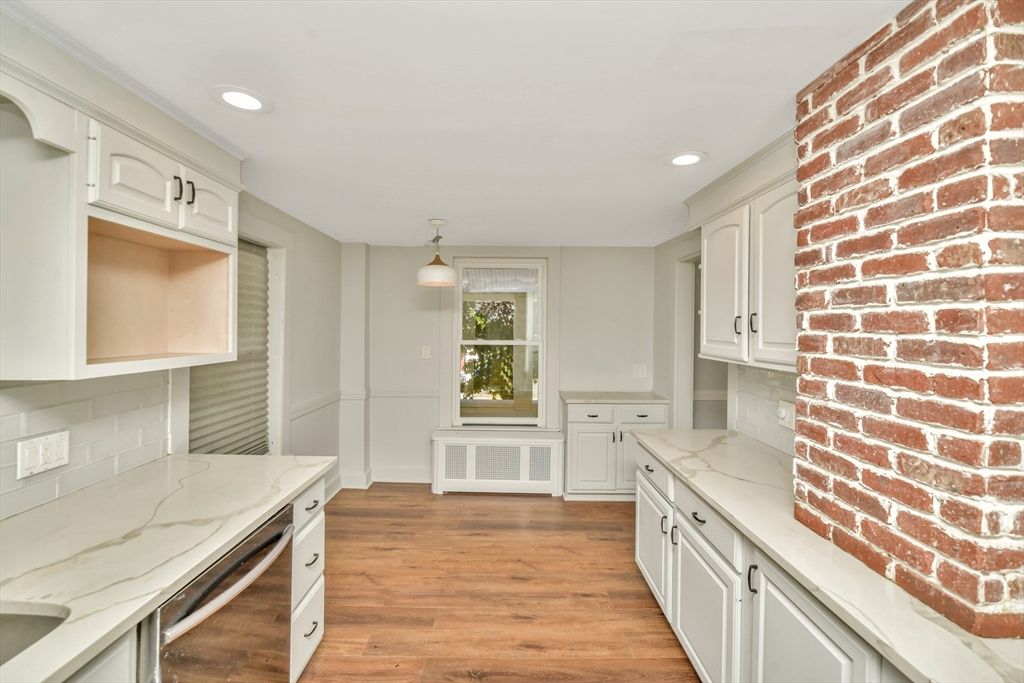 Interior, Kitchen, Pendant Lights, Recessed Lighting, Stone Walls, Wood Texture Flooring