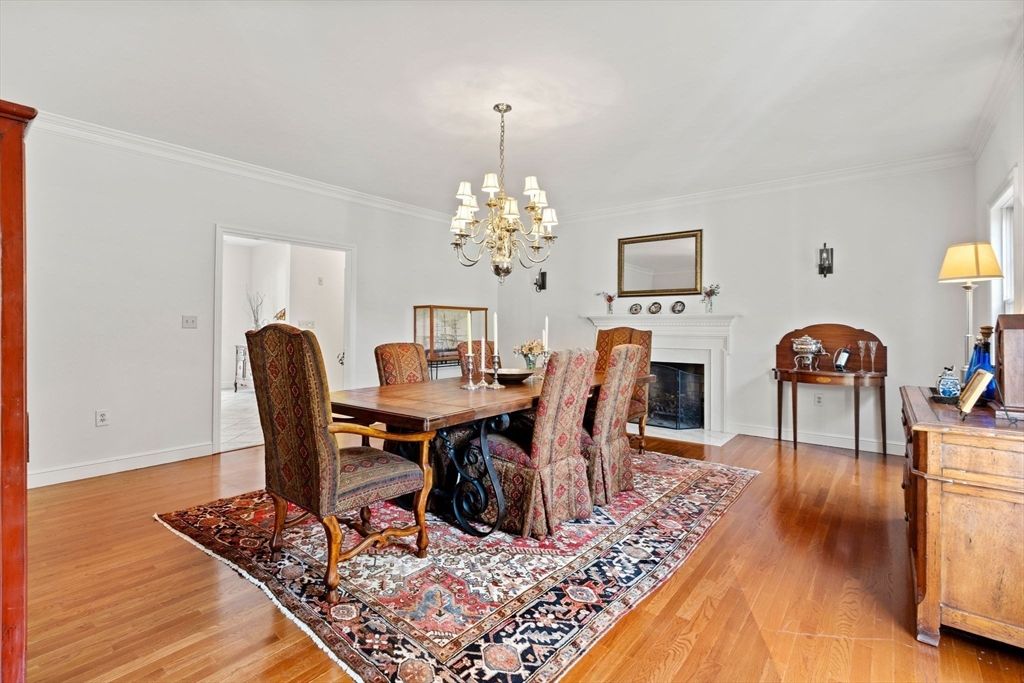 Chandelier, Dining room, Fireplace, Interior, Wood Texture Flooring