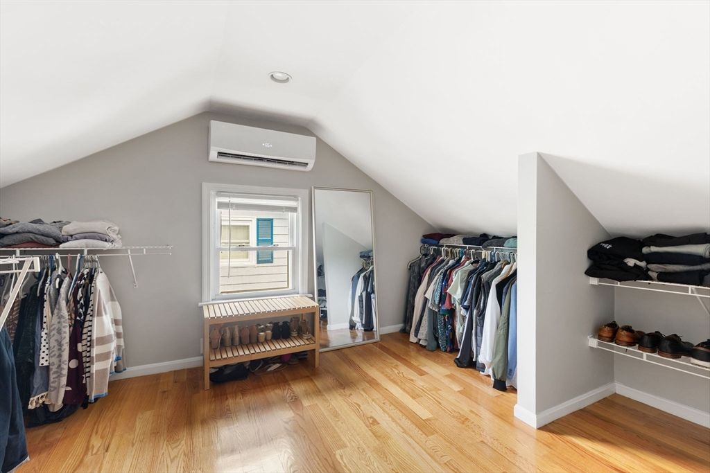Interior, Recessed Lighting, Walk-in Closets, Wood Texture Flooring