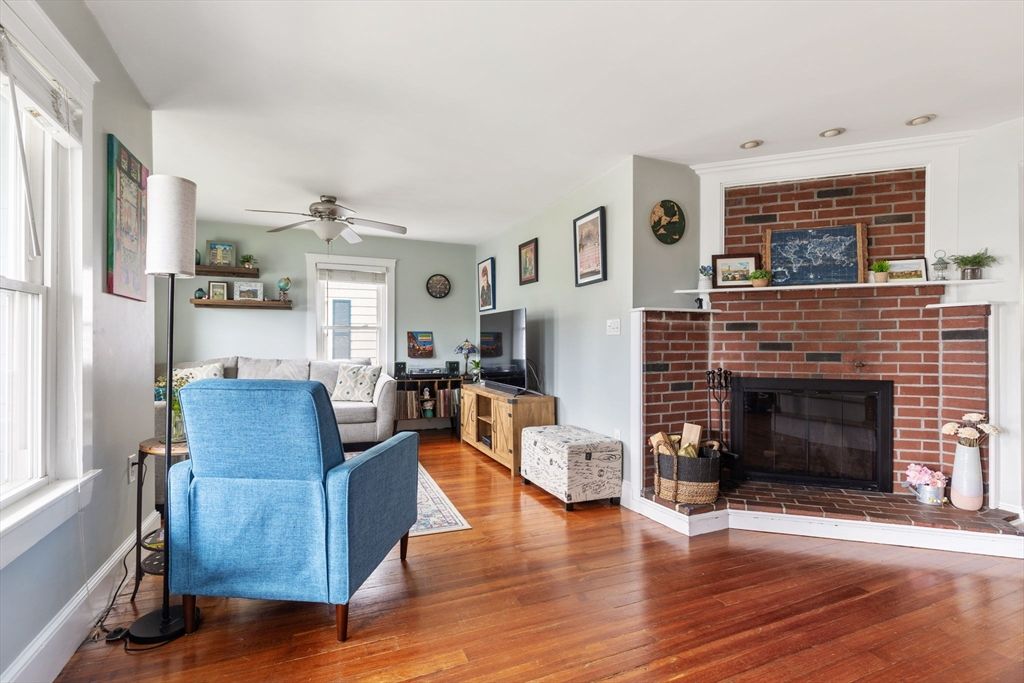 Fireplace, Interior, Living room, Stone Walls, Wood Texture Flooring