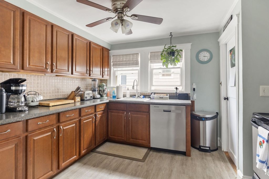 Interior, Kitchen, Wood Texture Flooring